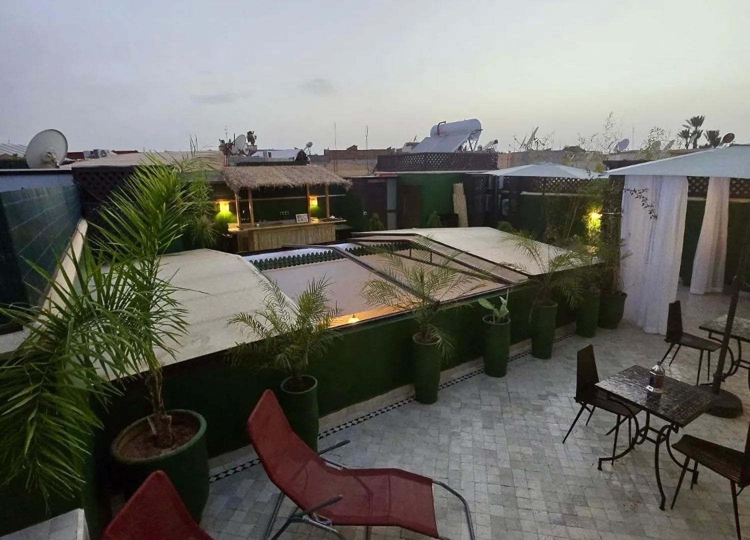לינה וארוחת בוקר מרקש Riad Awatif Le 36
