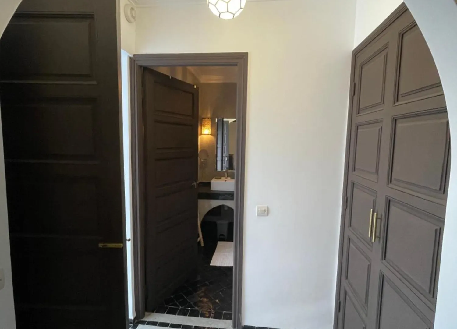 לינה וארוחת בוקר מרקש Riad Awatif Le 36